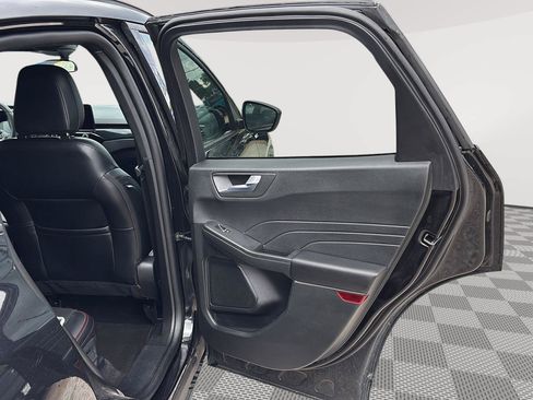 Used 2025 Ford Escape ST-Line Select AWD/4WD image 15