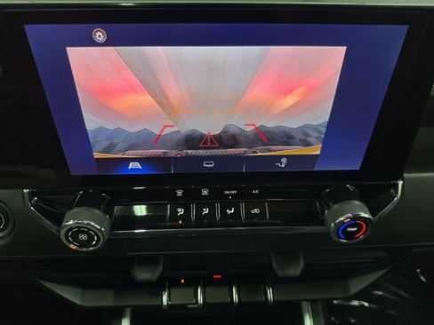 Used 2023 Chevrolet Colorado Trail Boss w/ Advanced Trailering Package AWD/4WD image 29