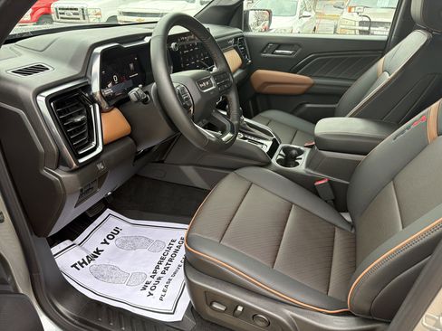 Used 2026 GMC Canyon AT4 w/ Technology Plus Package image 13