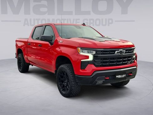 Used 2024 Chevrolet Silverado 1500 LT Trail Boss w/ Convenience Package II AWD/4WD image 7