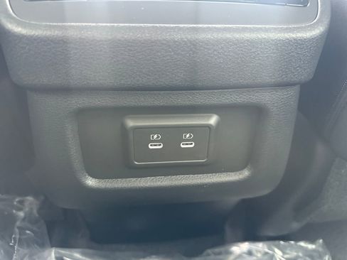 New 2026 Nissan Pathfinder SL AWD/4WD image 17