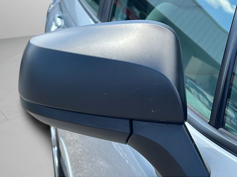 Used 2022 Toyota Corolla Cross L FWD image 24