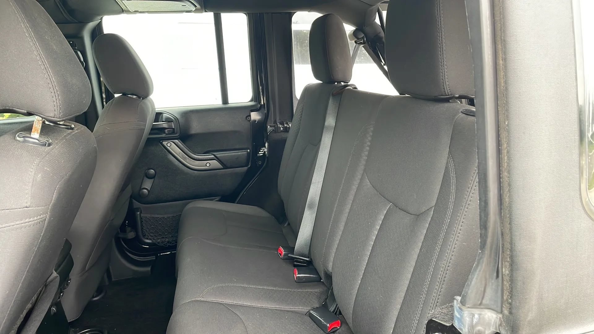 Used 2017 Jeep Wrangler Unlimited Sport AWD/4WD image 15