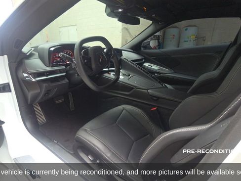 Used 2023 Chevrolet Corvette Stingray Coupe w/ 1LT RWD image 12