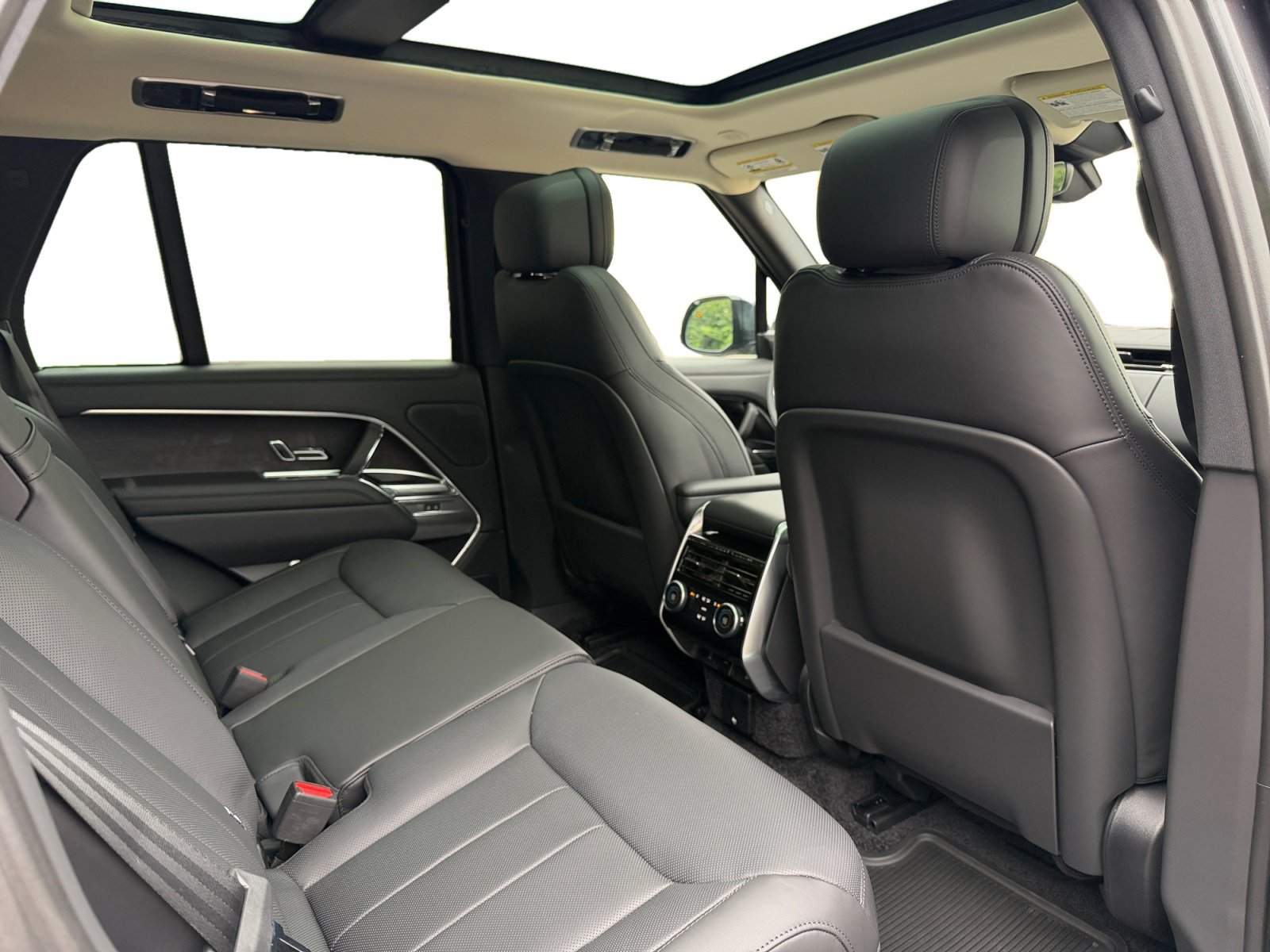 New 2026 Land Rover Range Rover SE AWD/4WD image 20