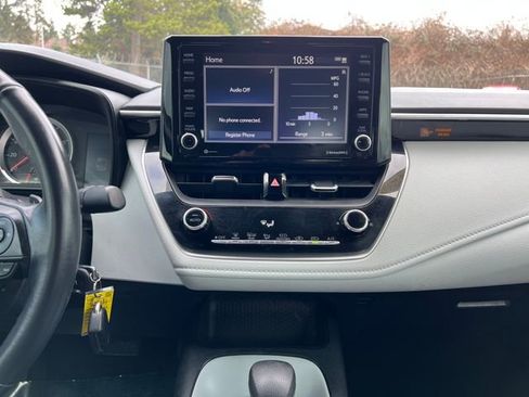 Used 2022 Toyota Corolla SE image 22