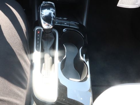 New 2025 Buick Envista Avenir image 15