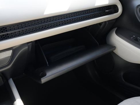 Used 2024 Honda HR-V LX image 23