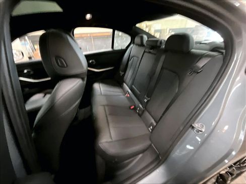 Used 2025 BMW M340i Sedan image 27