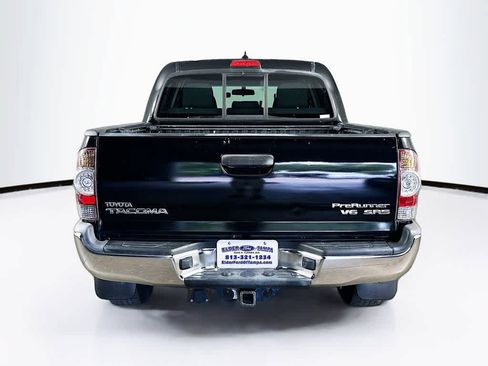 Used 2014 Toyota Tacoma PreRunner w/ SR5 Package RWD image 5