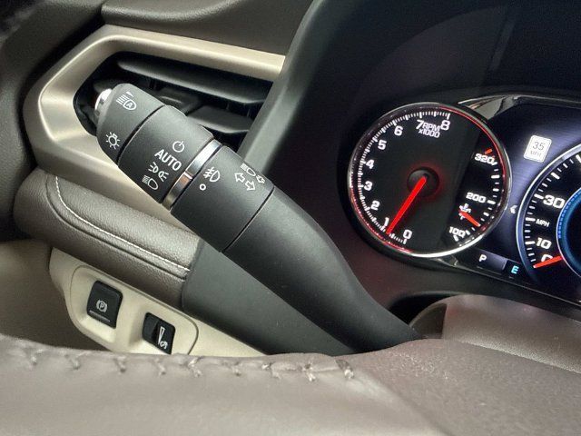 Used 2019 GMC Acadia Denali FWD image 39