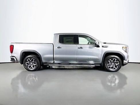 New 2026 GMC Sierra 1500 SLT w/ SLT Premium Plus Package image 8