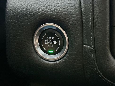 Used 2023 GMC Yukon Denali w/ LPO, Floor Liner Package AWD/4WD image 27