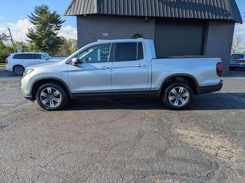 Used 2017 Honda Ridgeline RTL-T image 2