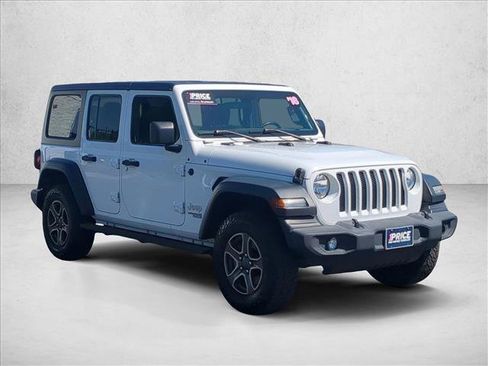 Used 2018 Jeep Wrangler Unlimited Sport S AWD/4WD image 3