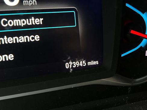 Used 2021 Honda Pilot EX image 16