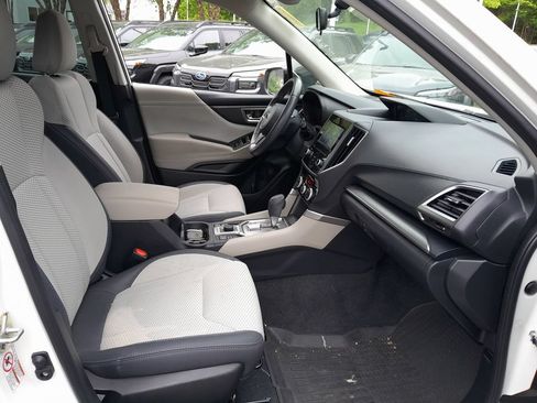 Used 2020 Subaru Forester Premium AWD/4WD image 36