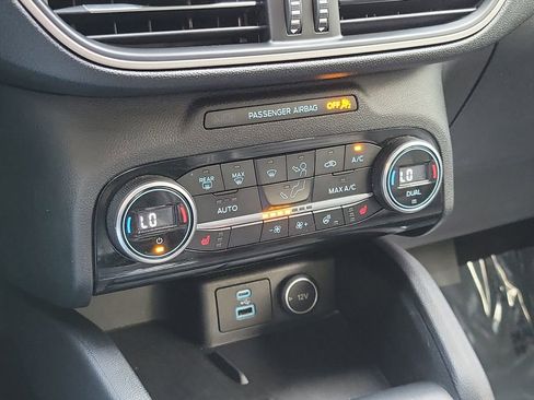 Used 2021 Ford Escape SEL w/ Technology Package FWD image 27
