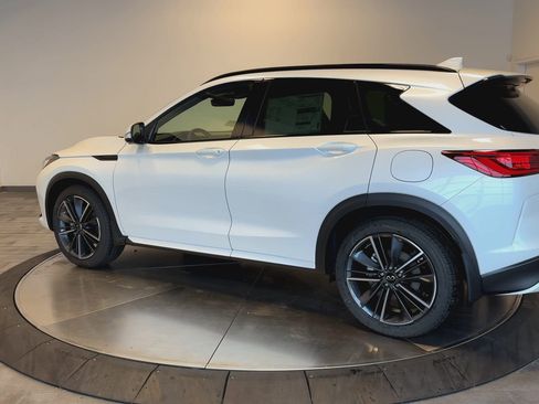 New 2025 INFINITI QX50 Sport image 6