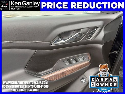 Used 2023 GMC Acadia Denali w/ Denali Ultimate Package image 11