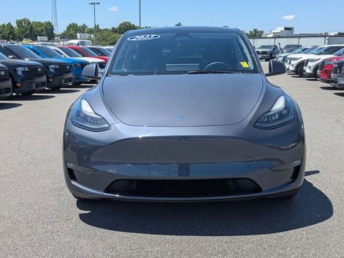 Used 2023 Tesla Model Y Performance AWD/4WD image 8