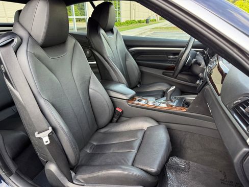 Used 2017 BMW 440i xDrive Convertible AWD/4WD image 38