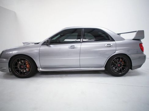 Used 2005 Subaru Impreza WRX STI image 3