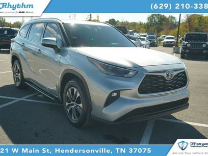 Used 2022 Toyota Highlander XLE
