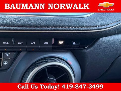 Used 2023 Chevrolet Blazer Premier AWD/4WD image 39
