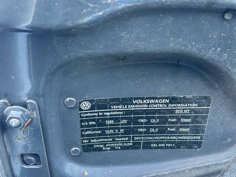 Used 2010 Volkswagen Jetta TDI FWD image 10