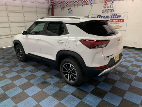 New 2026 Chevrolet TrailBlazer LT image 3