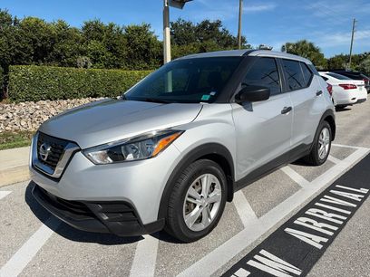 Used 2020 Nissan Kicks S