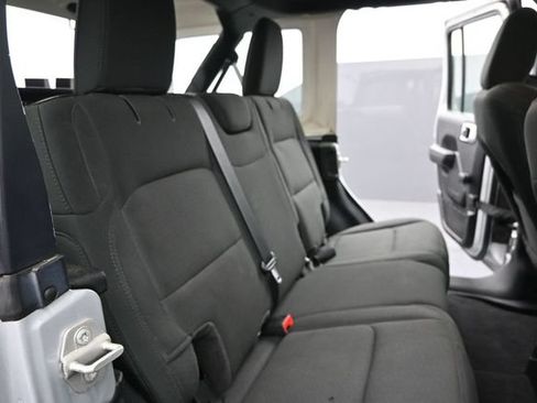 Used 2023 Jeep Wrangler Unlimited Sport AWD/4WD image 20