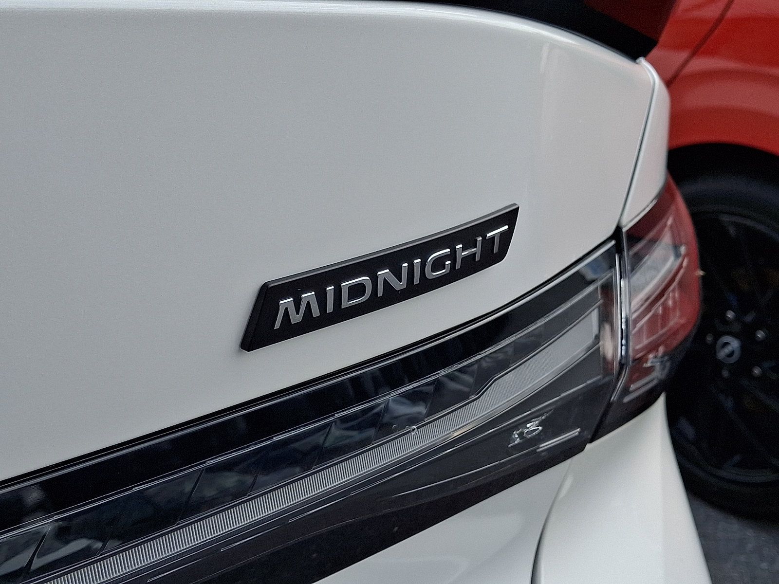 New 2027 Nissan Sentra SR w/ SR Premium Package FWD image 7