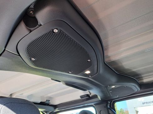 Used 2024 Jeep Gladiator Rubicon image 27