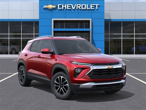 New 2026 Chevrolet TrailBlazer LT w/ Convenience Package image 2