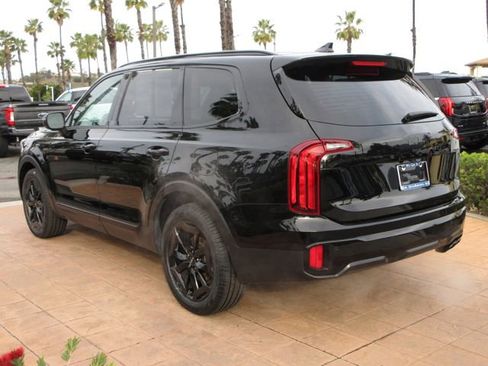 Used 2023 Kia Telluride S w/ S Sunroof Package image 2