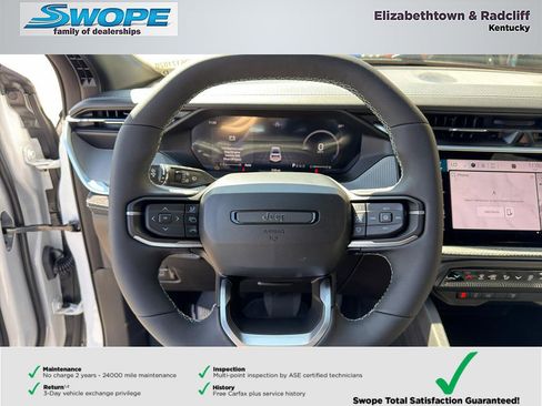 New 2026 Jeep Cherokee Laredo AWD/4WD image 19