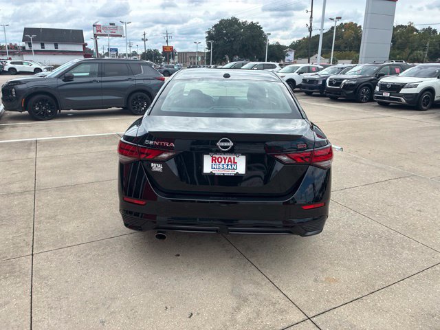 Used 2024 Nissan Sentra SR w/ SR Premium Package FWD image 6