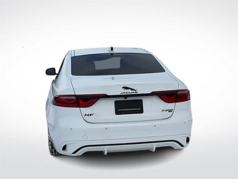 Used 2022 Jaguar XF R-Dynamic SE image 7