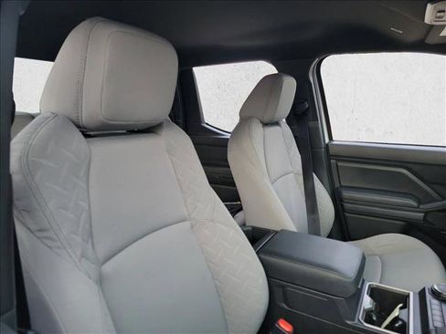 Used 2024 Toyota Tacoma SR5 image 15