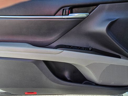 Used 2024 Toyota Camry LE image 11