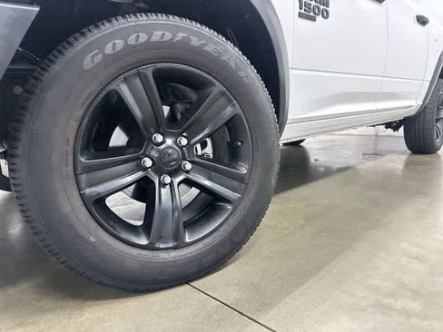 Used 2022 RAM 1500 Warlock AWD/4WD image 28