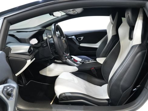 Used 2015 Lamborghini Huracan LP 610-4 image 27