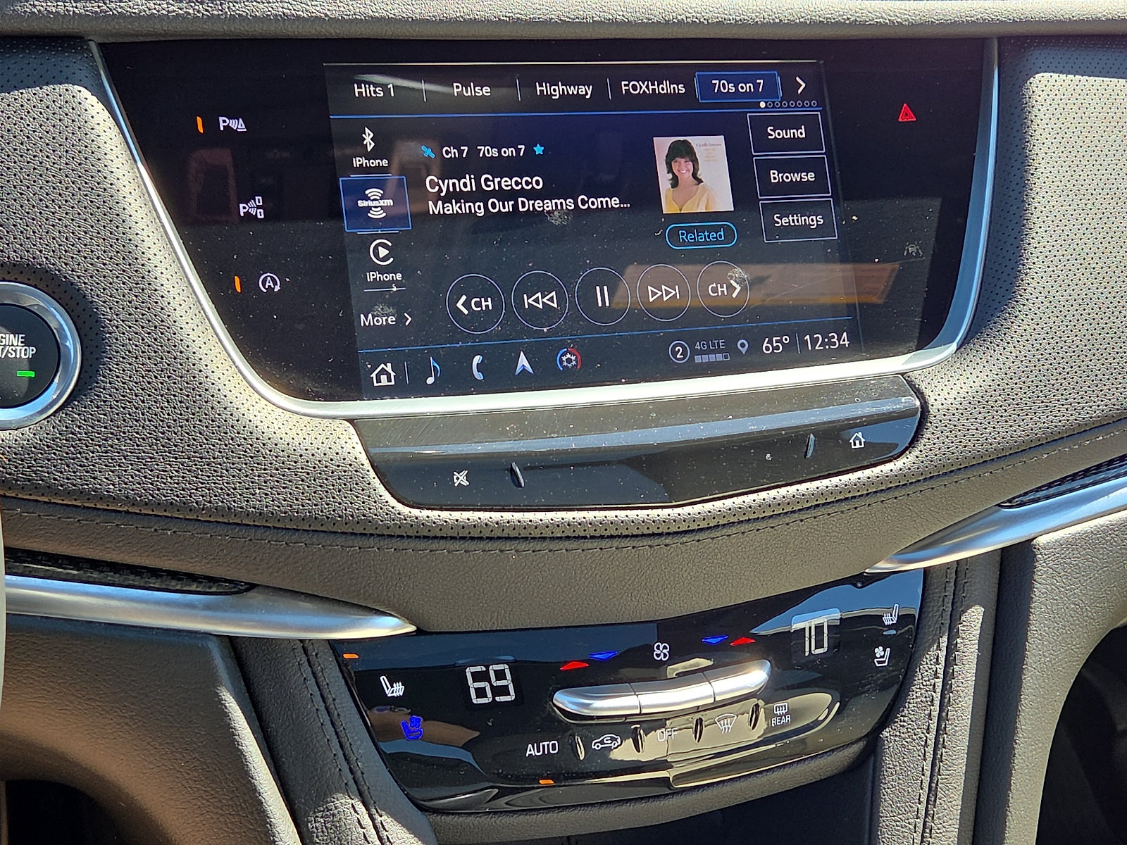 Used 2026 Cadillac XT5 Sportv w/ LPO, Floor Liner Package AWD/4WD image 17