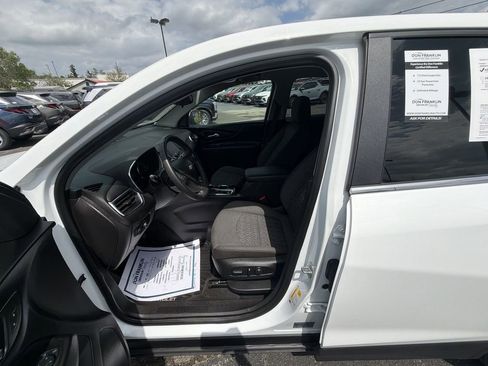 Used 2024 Chevrolet Equinox LT w/ Driver Convenience Package AWD/4WD image 11