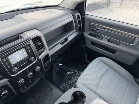 Used 2017 RAM 3500 Tradesman w/ Power & Remote Entry Group image 17