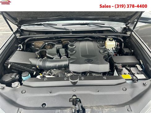 Certified 2022 Toyota 4Runner Limited AWD/4WD image 21