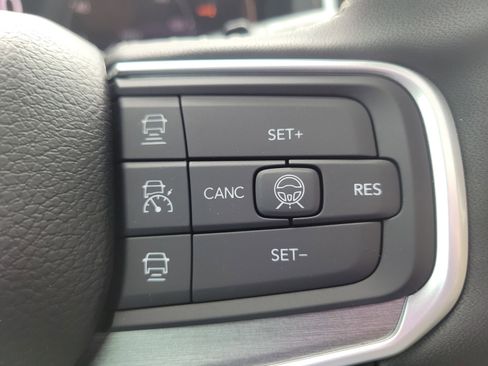 New 2026 Jeep Grand Wagoneer L Limited AWD/4WD image 31