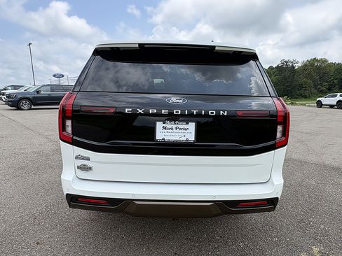 New 2027 Ford Expedition King Ranch AWD/4WD image 4